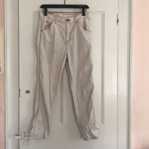 Girlfriend high rise Capri pants